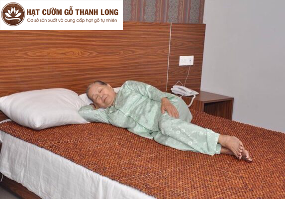 Chia sẻ cách sử dụng và bảo quản chiếu hạt cườm gỗ Thanh Long 3 Cách sử dụng và bảo quản chiếu hạt cườm gỗ Thanh Long