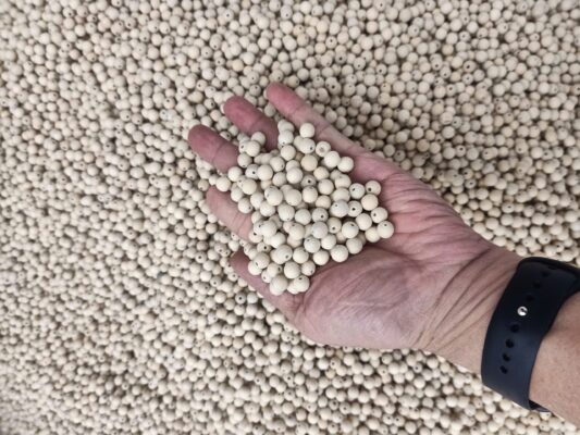 Hạt gỗ tự nhiên